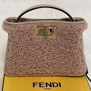 FENDI‎ FUR leather LUXURY Crossbody bag authentic 100%